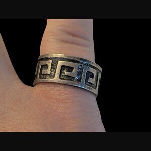925 Sterling Silver Greek Key Ring Size 7.25 Band Ring 8.6mm